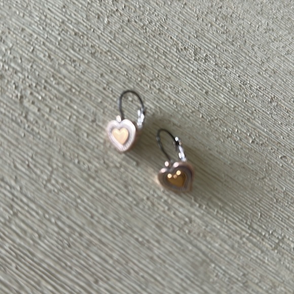 Elegant Green and Gold Earrings - Picture 7 of 7